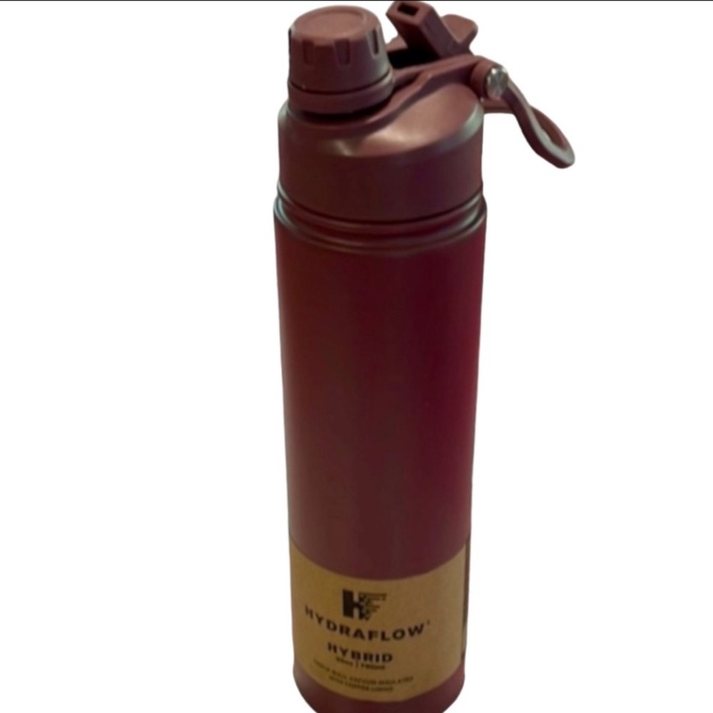 NWT Hydraflow Hybrid 20oz Tumbler in Burgundy.